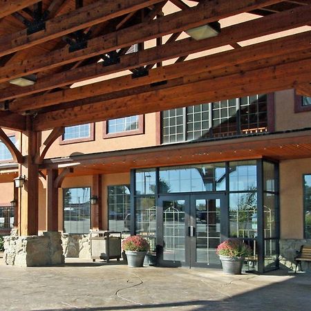 Super 8 By Wyndham Troy Hotel Exterior photo