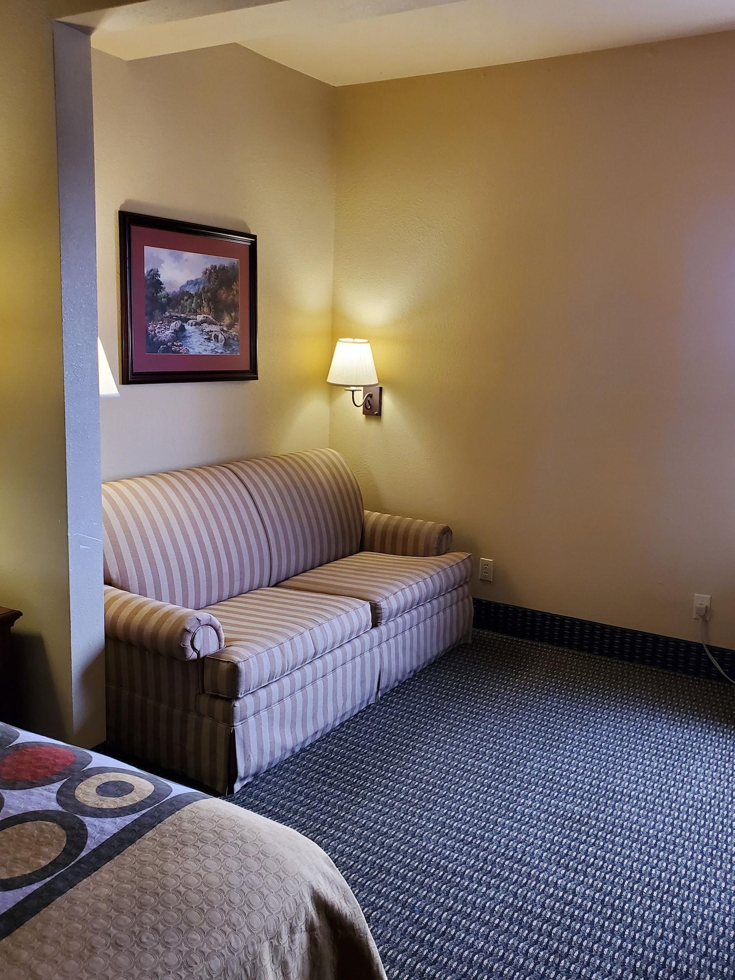 Super 8 By Wyndham Troy Hotel Exterior photo