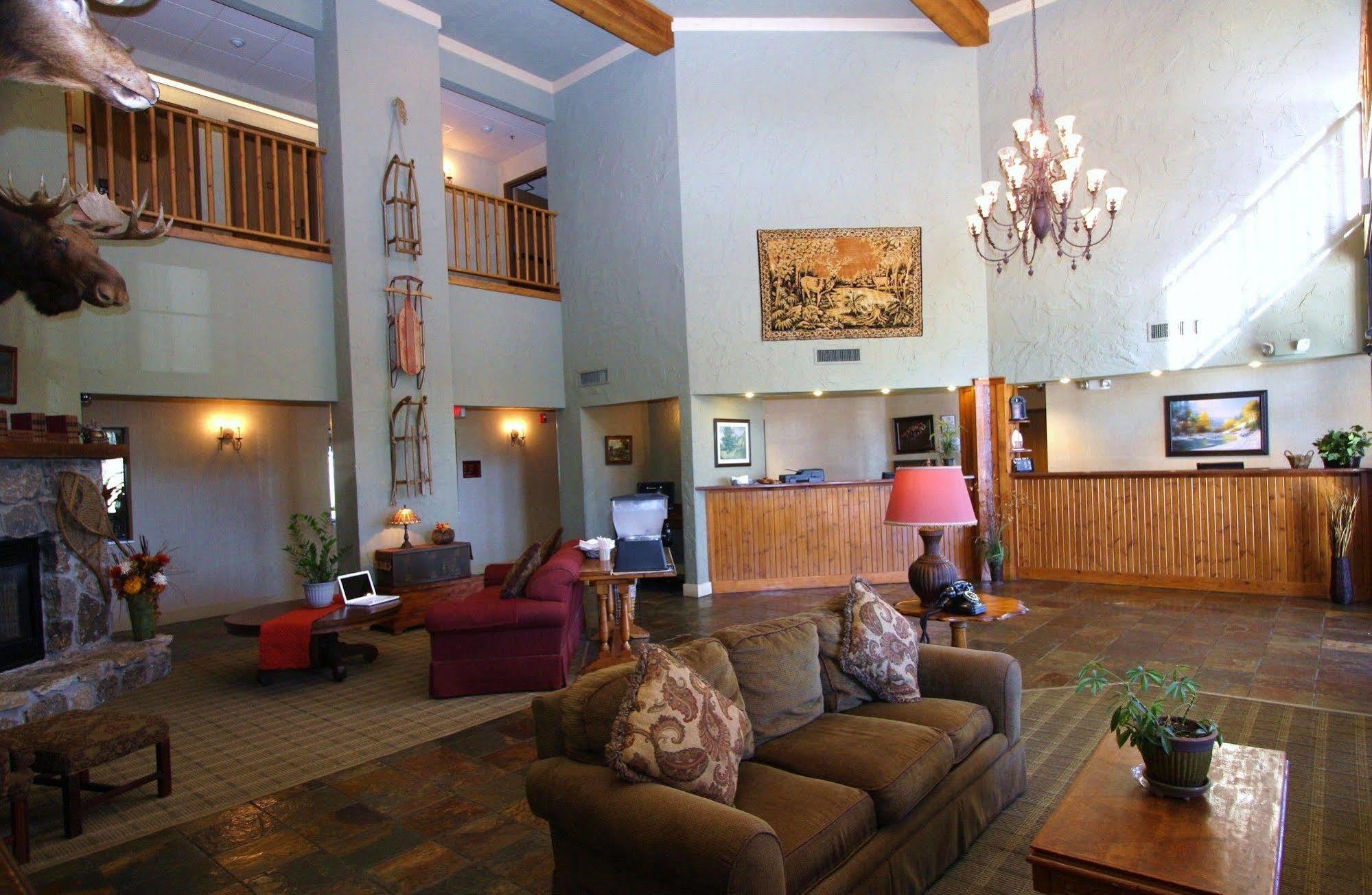Super 8 By Wyndham Troy Hotel Exterior photo